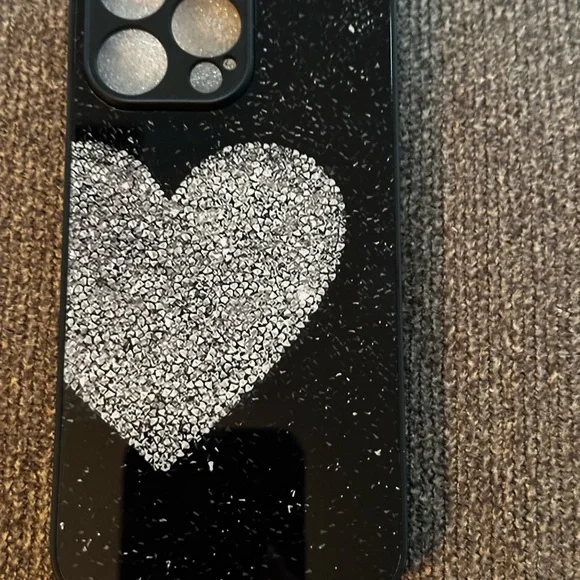14 Pro Max ❤️ Heart Phone Case~Beautiful picture of Clear Heart Rhinestone. NEW - Picture 3 of 7